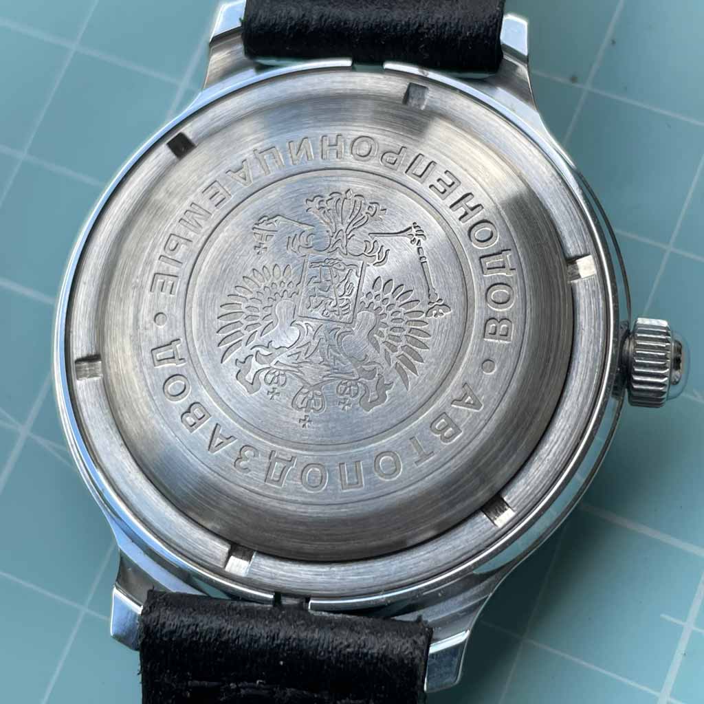 Vostok-sous-marin-grise-dos