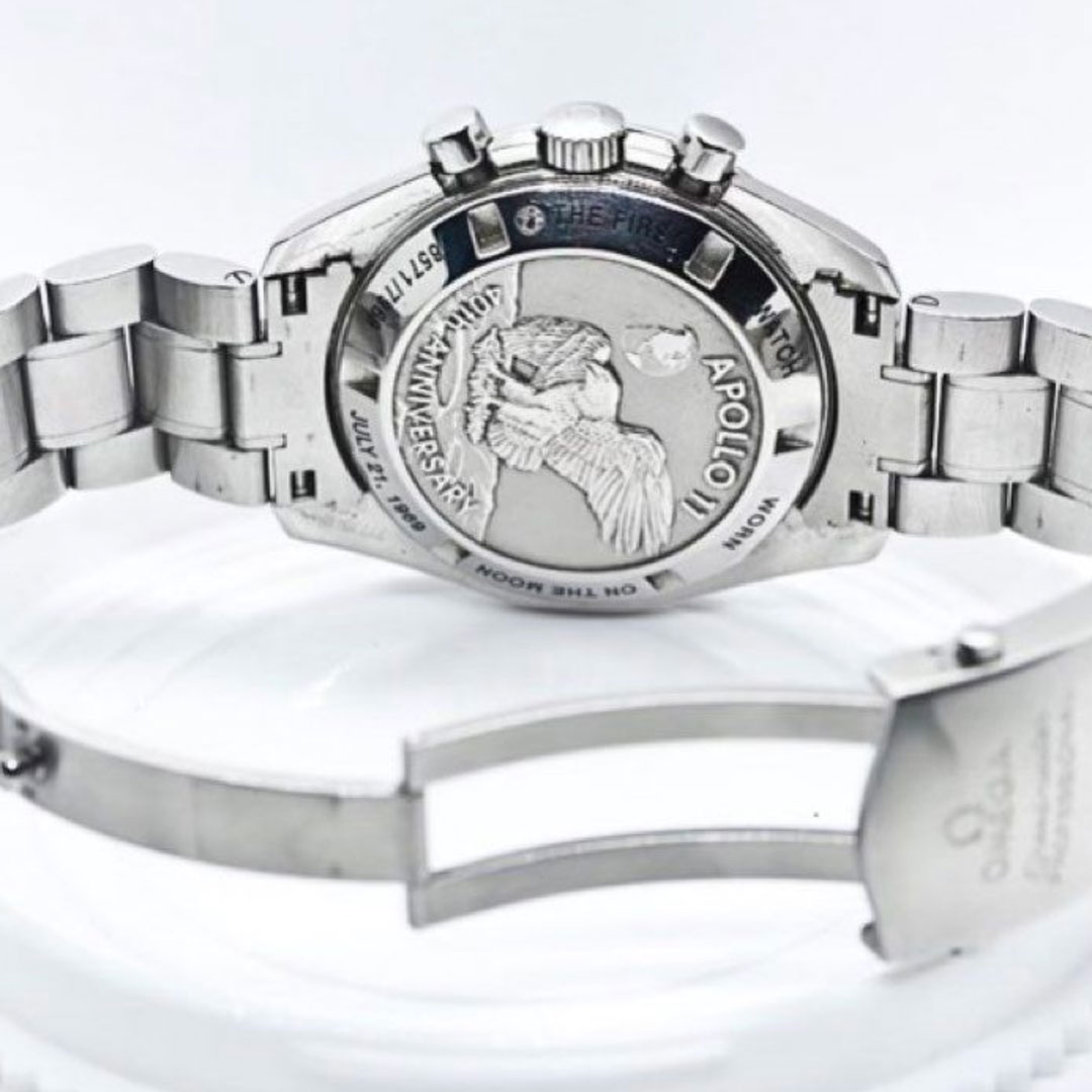 Omega-speedmaster-apollo-XI-6