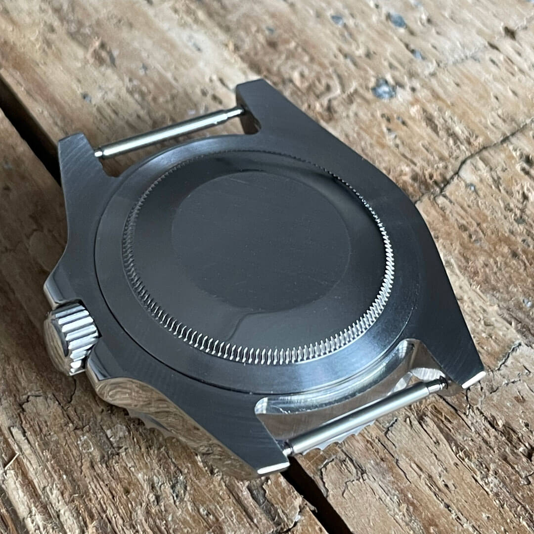 Subtinnio-mods-Seiko-Submariner-case