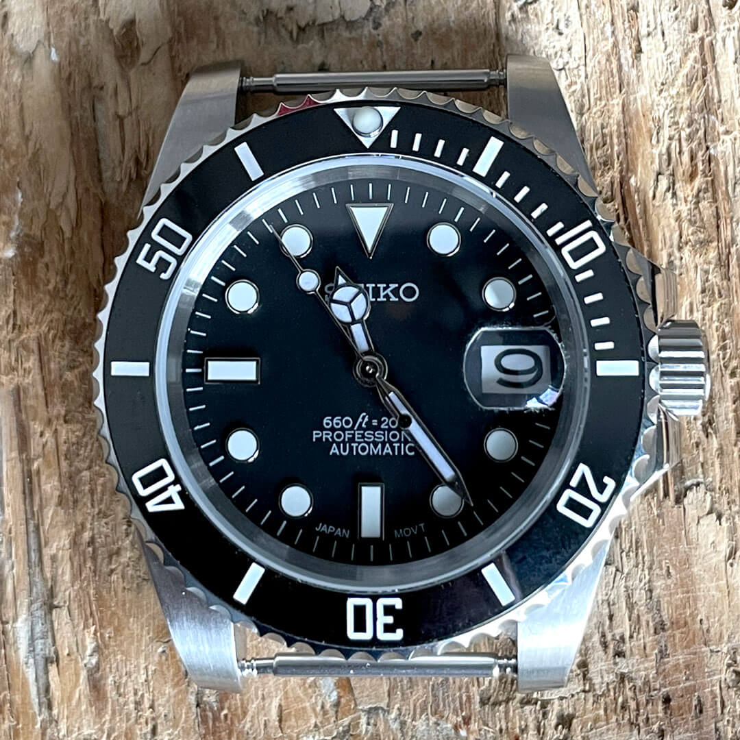 Subtinnio-mods-Seiko-Submariner-face