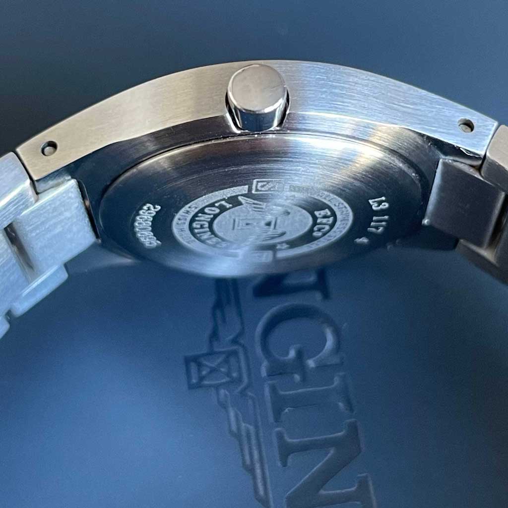 Subtinnio-Longines-woman-Opposition-back-box