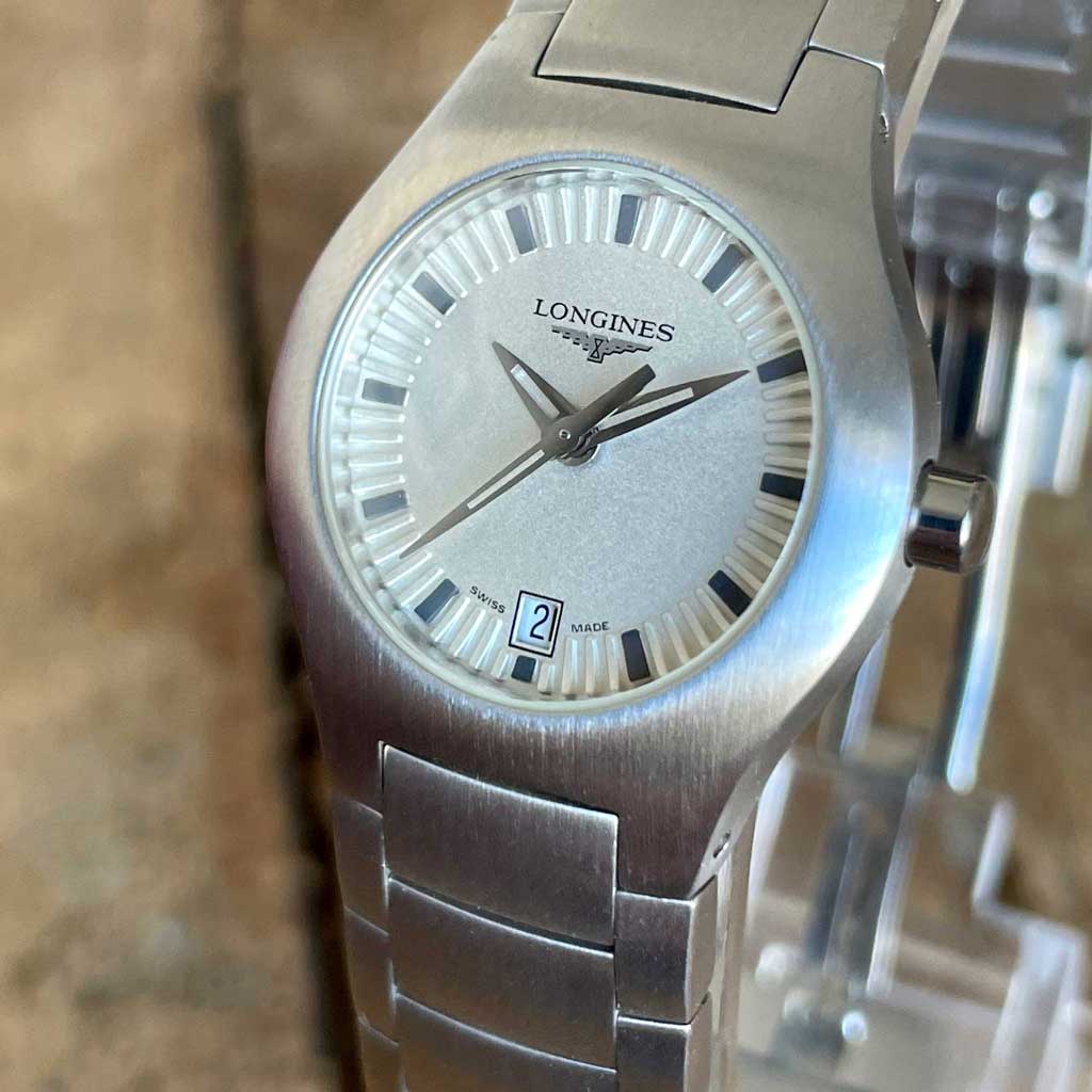 Subtinnio-Longines-woman-Opposition-right