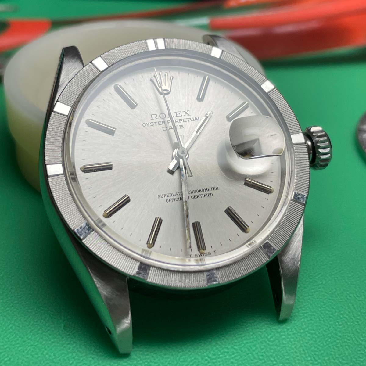 Subtinnio-Rolex-Oyster-Date-1501-nude