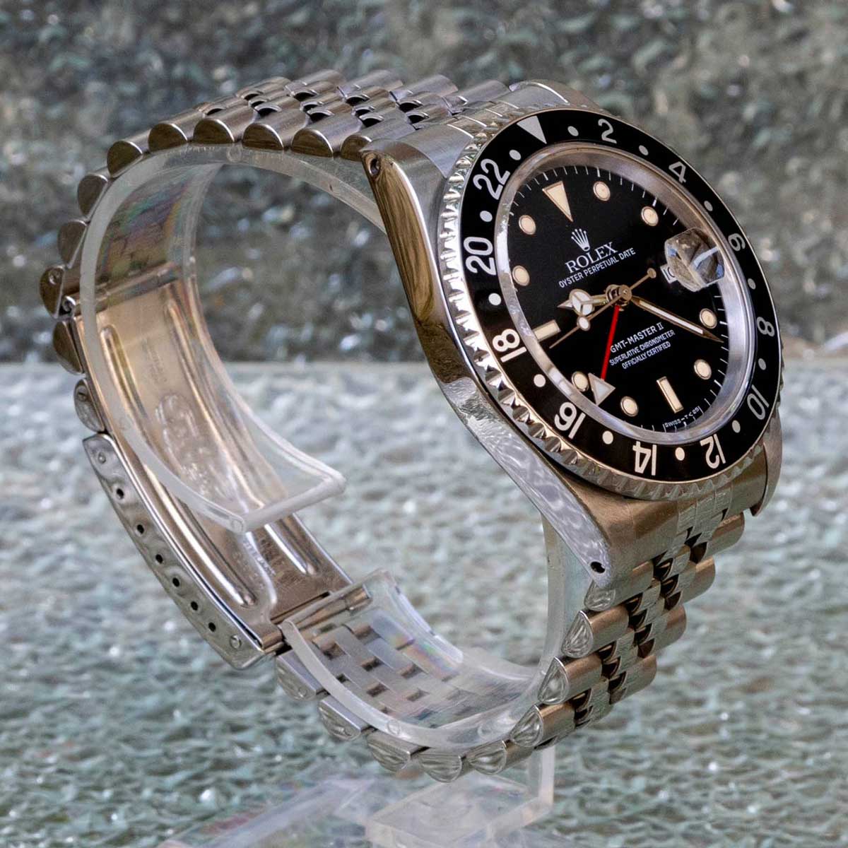 Subtinnio-GMT-Master-II-left