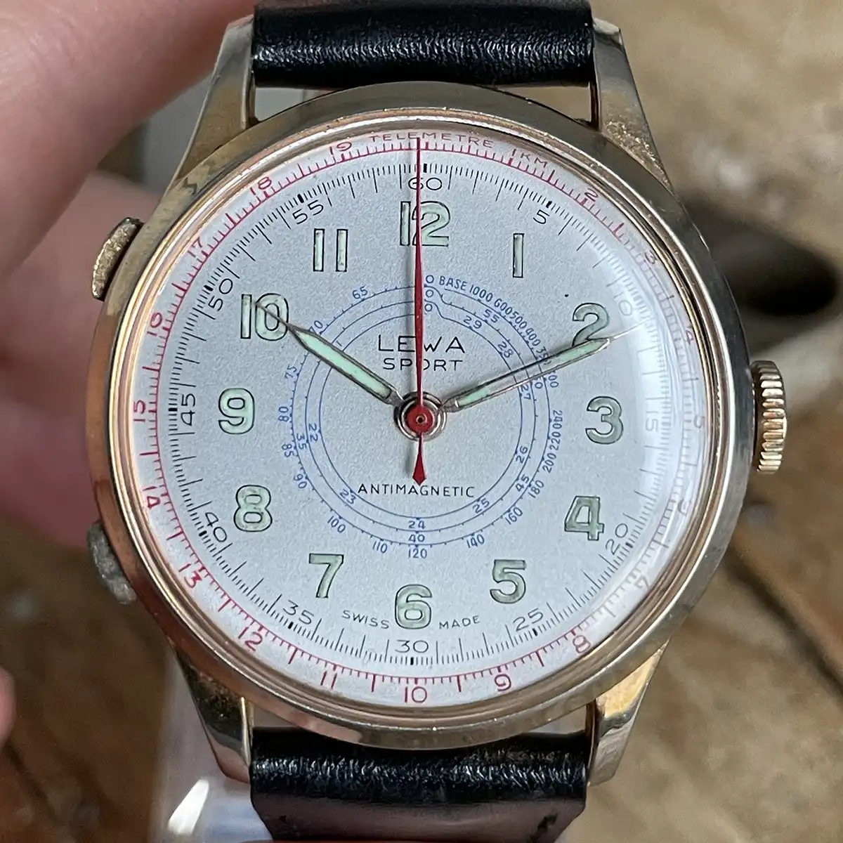 Subtinnio Lewa chronographe tachymetre
