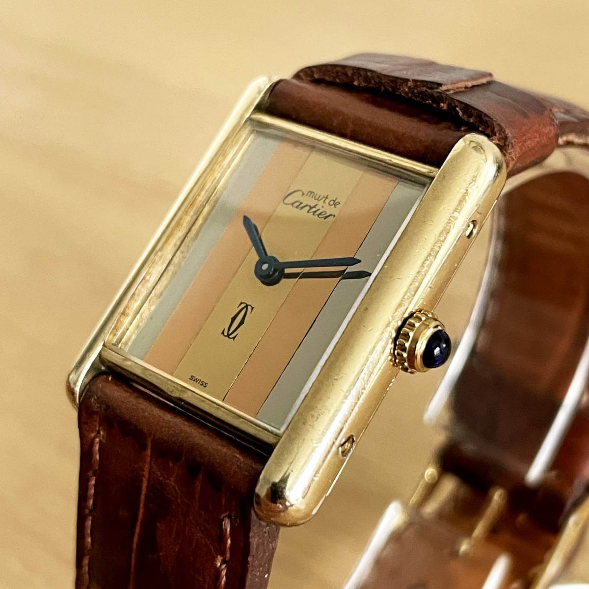 Subtinnio-Must-Cartier-Vermeil-Crown