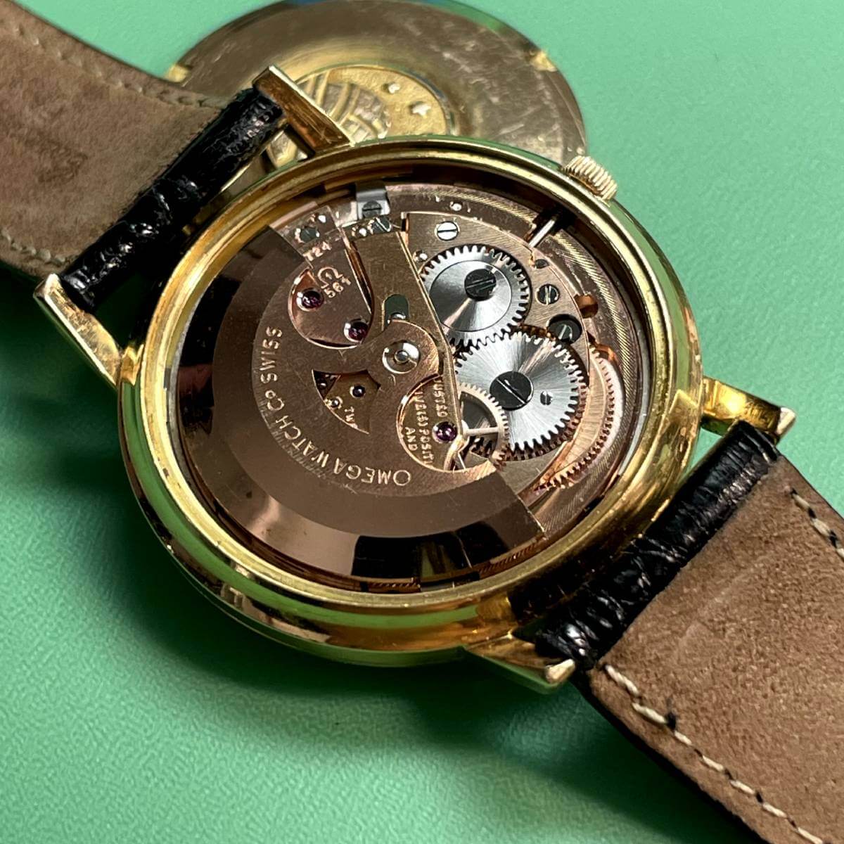 Subtinnio Omega Constellation date 561 calibre