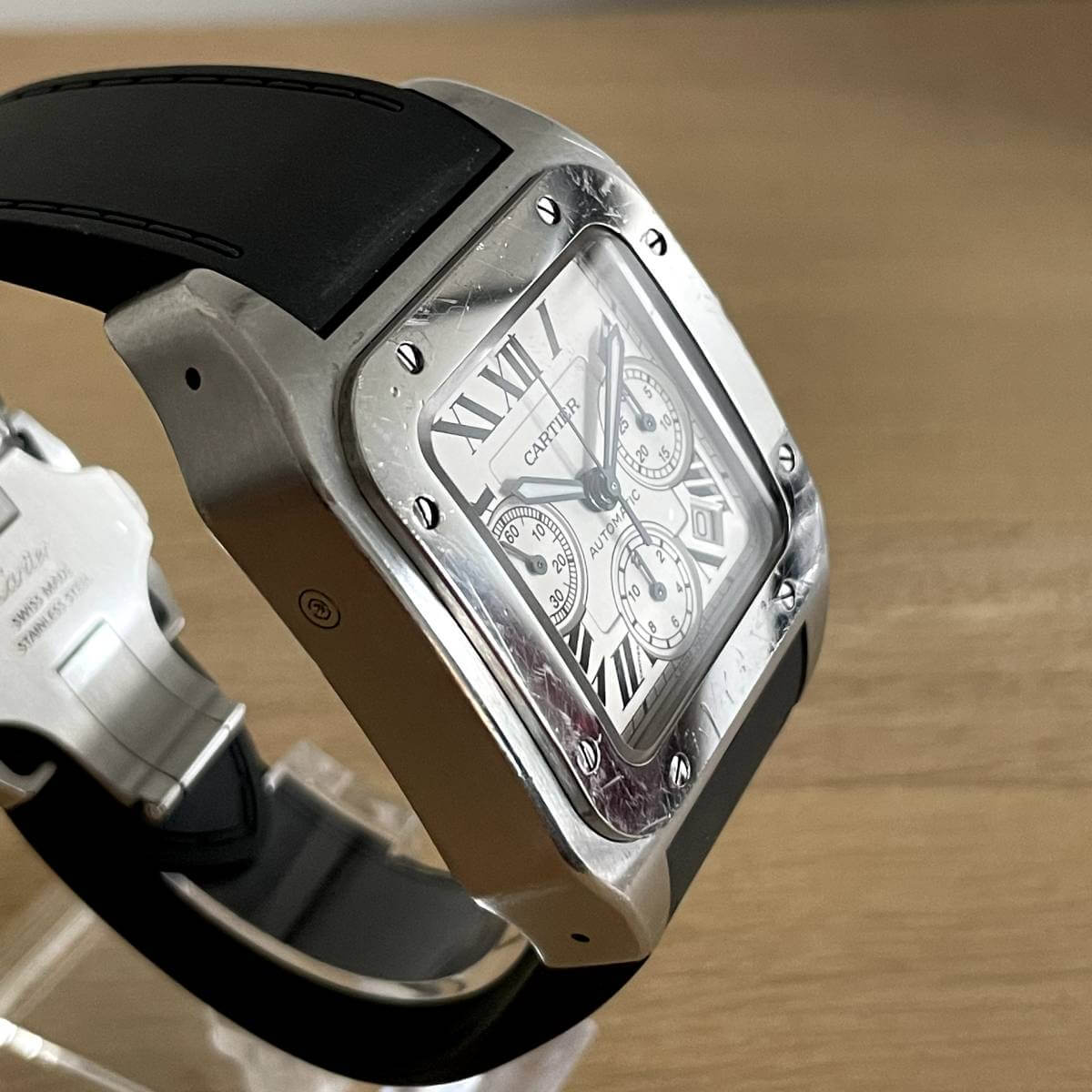 Subtinnio-Cartier-Santos-LX-hero-left