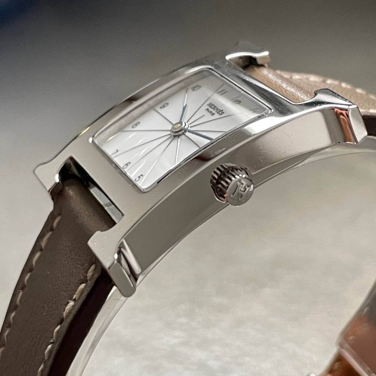 Subtinnio-Hermes-H-crown