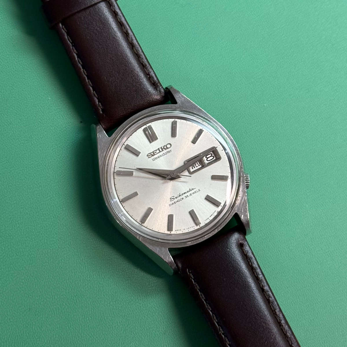 Subtinnio-Seiko-weekdater-table
